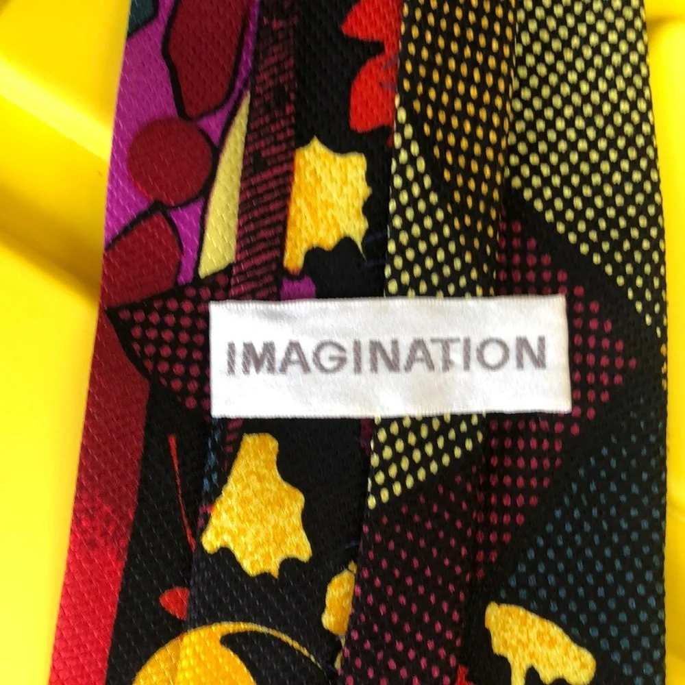 Imagination silk tie